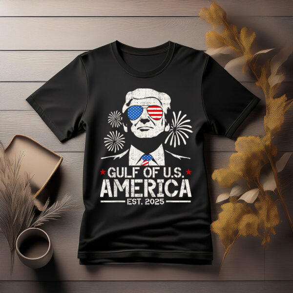 Funny Trump Gulf Of USA America 2025 Happy 4th Of July Trump T-Shirt