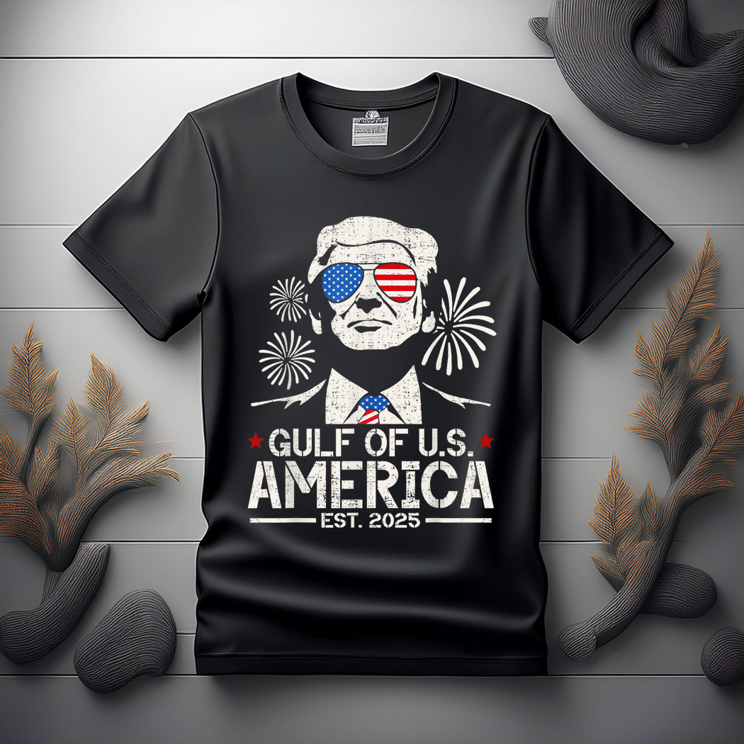 Funny Trump Gulf Of USA America 2025 Happy 4th Of July Trump T-Shirt